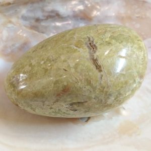Galet opale verte
