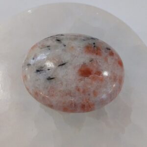 Galet pierre de soleil