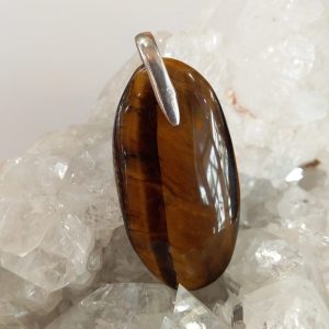 Pendentif en œil de Tigre