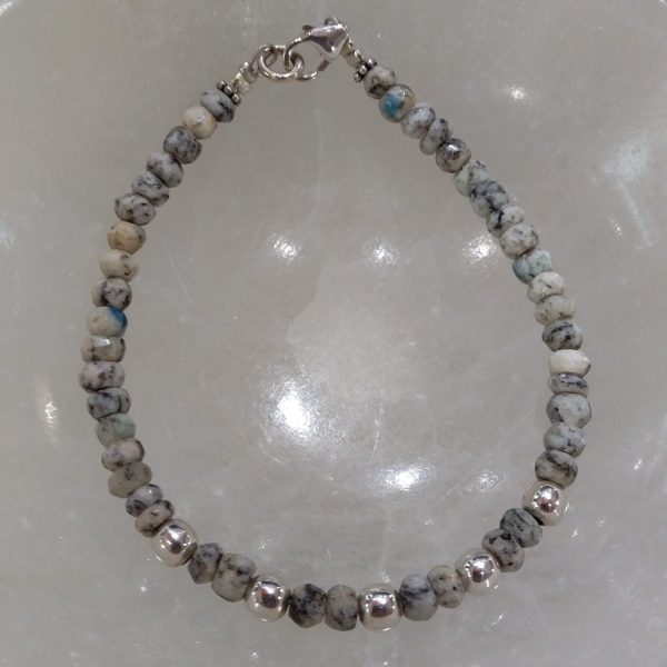 bracelet jaspe k2 sur câble