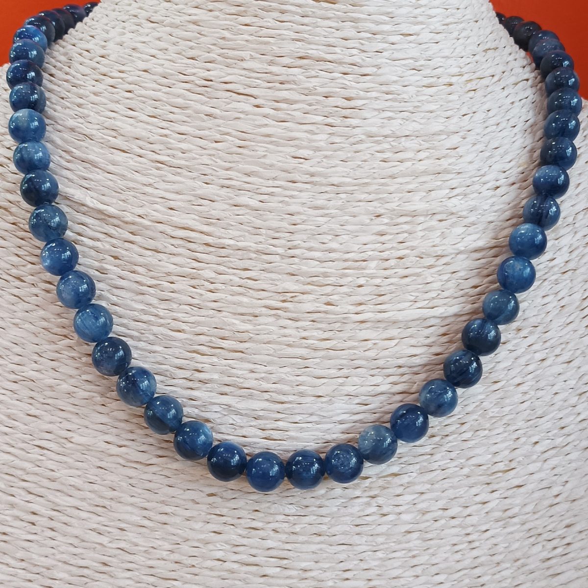 collier cyanite