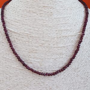 Collier-pierres grenat