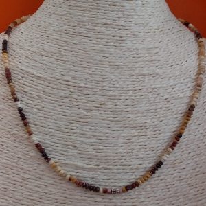 Collier-pierre jaspe mokaïte