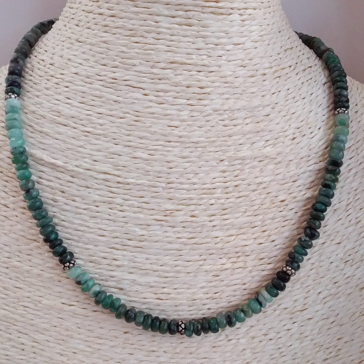 collier émeraude