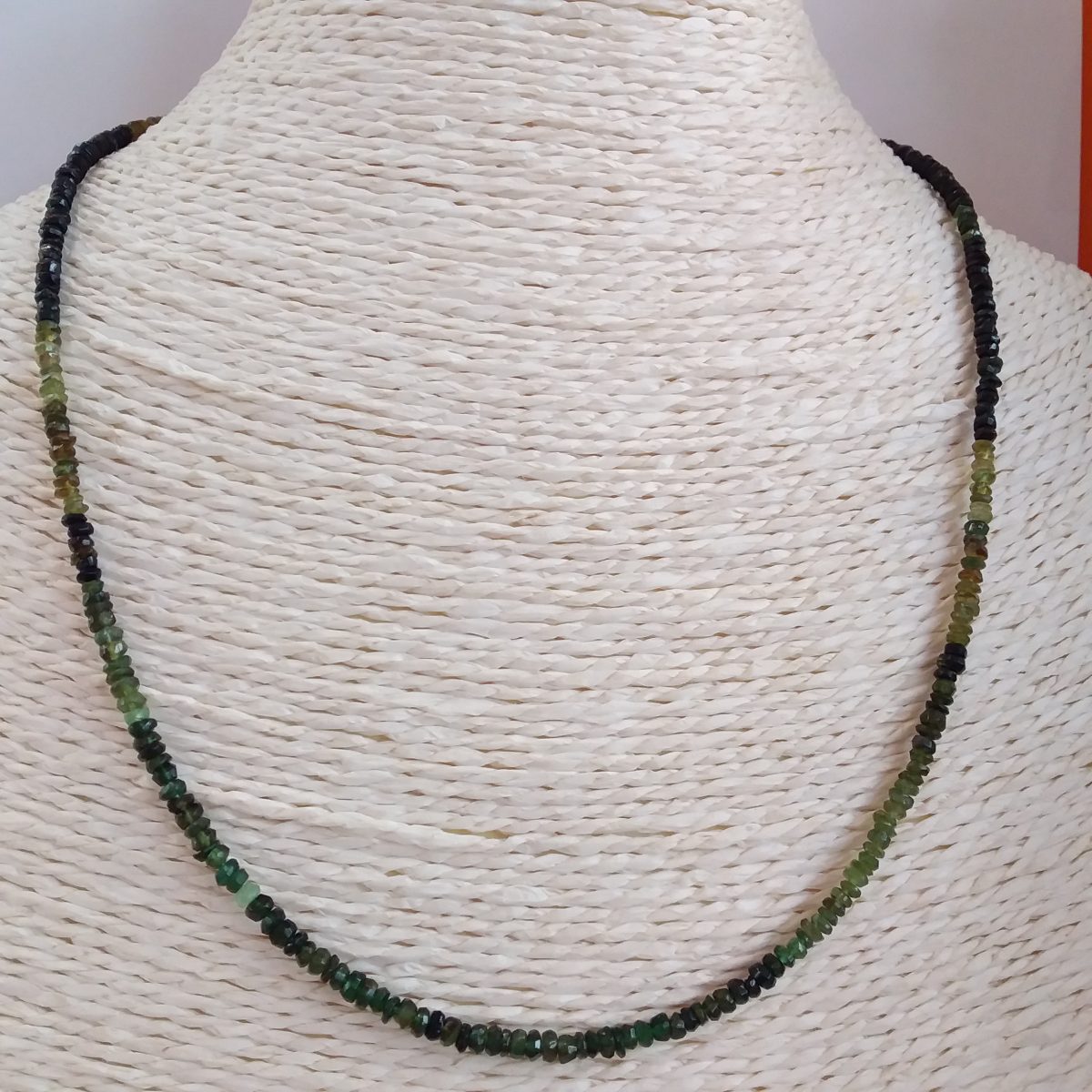 collier tourmaline verte