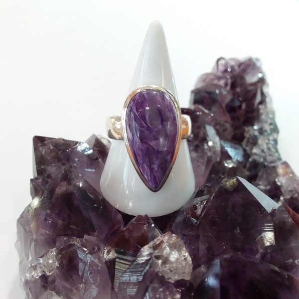 bague charoïte