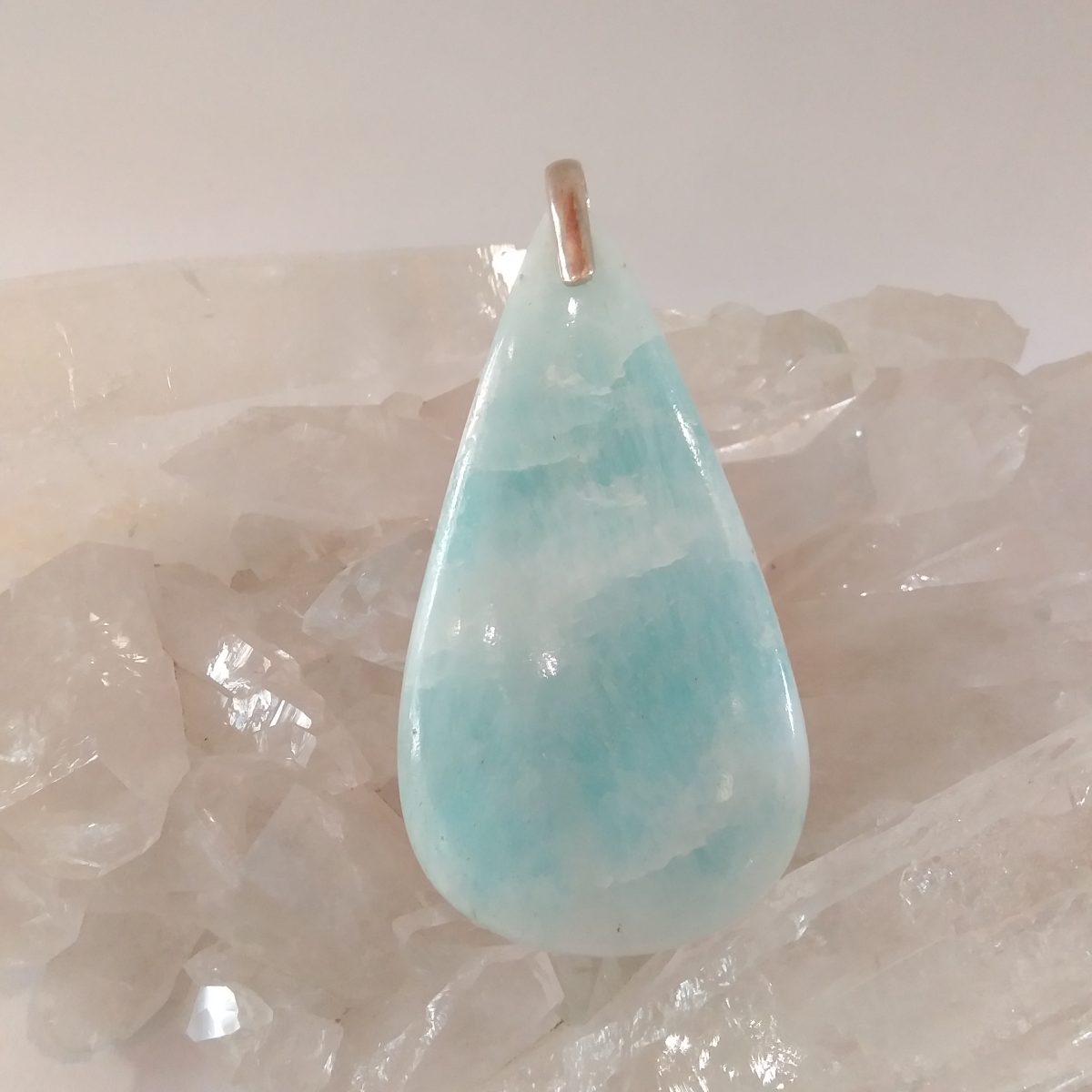 pendentif aragonite bleue