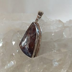 Pendentif iolite sunstone