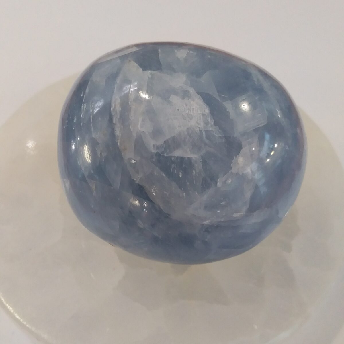 galet calcite bleue