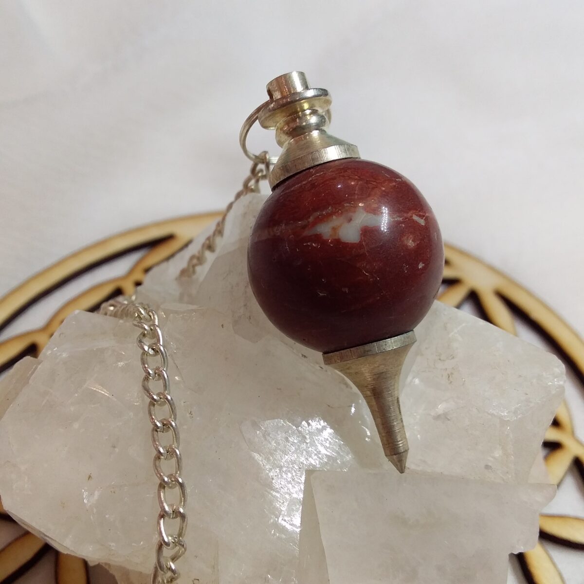 pendule jaspe rouge
