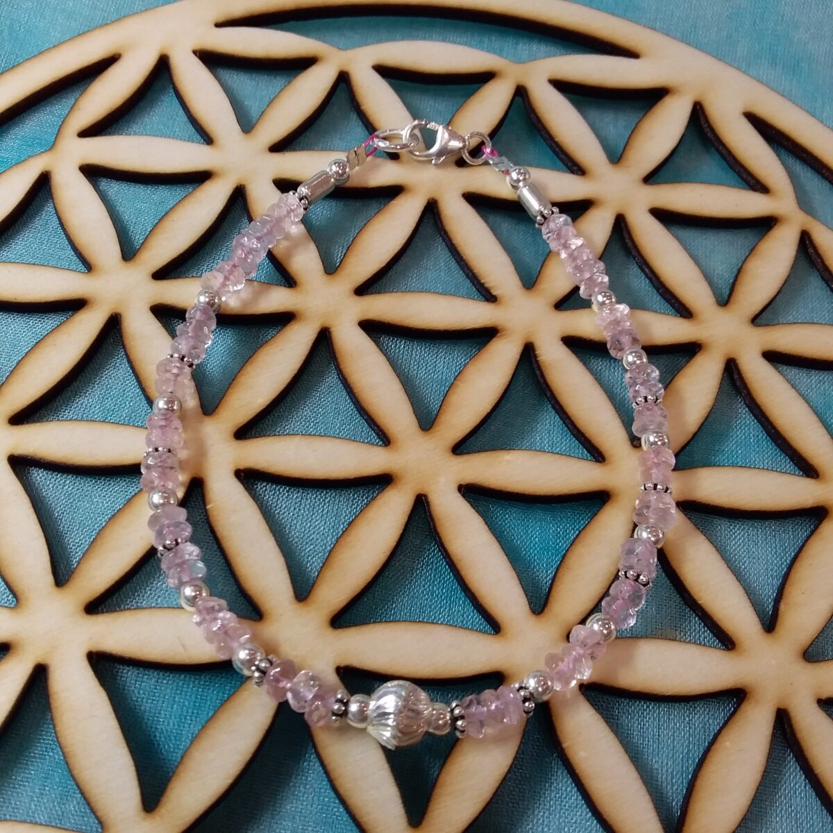 bracelet morganite sur câble