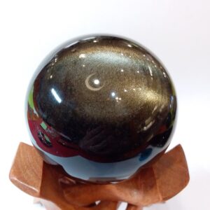 Sphère obsidienne dorée