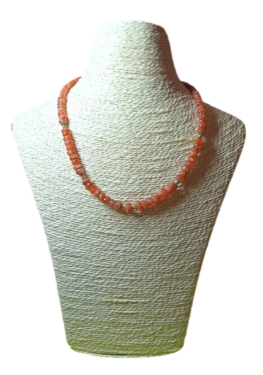 Collier pierre de soleil