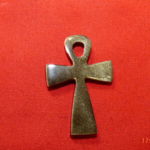 Croix en obsidienne doree